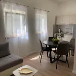 Antini Apartment *
