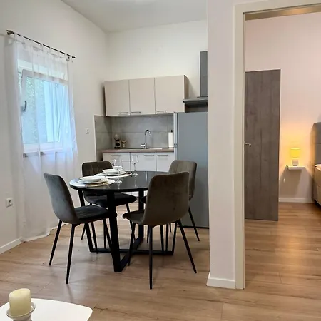 Apartment Antini *