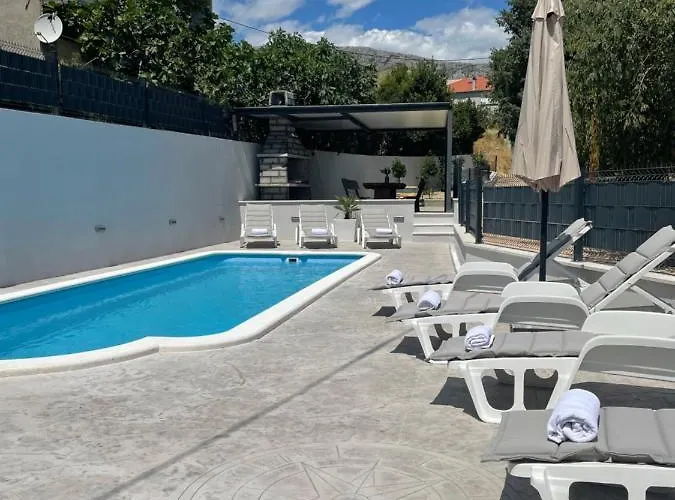 Antini Apartman *